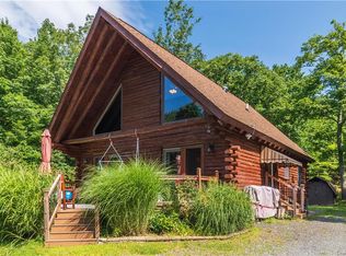 60 Treetops Trl, Bloomingburg, NY 12721