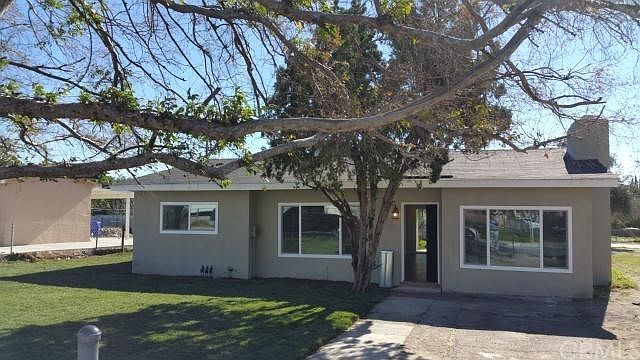 1st image of 15813 Los Cedros Ave