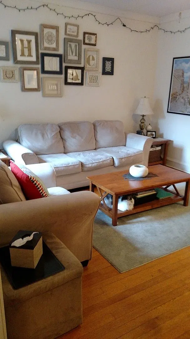 Stowell Court — Photo 1