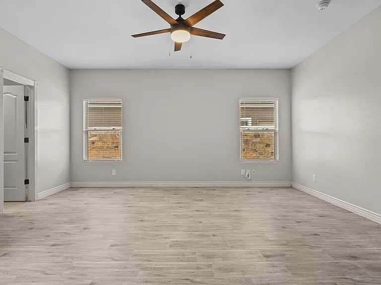 3820 Tierra Tania Pl — Photo 9