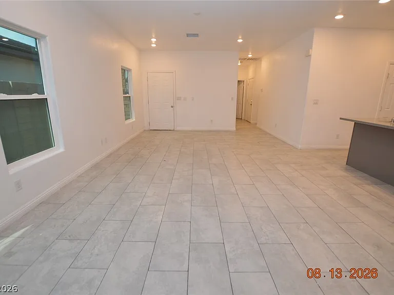 1840 Princeton St — Photo 5