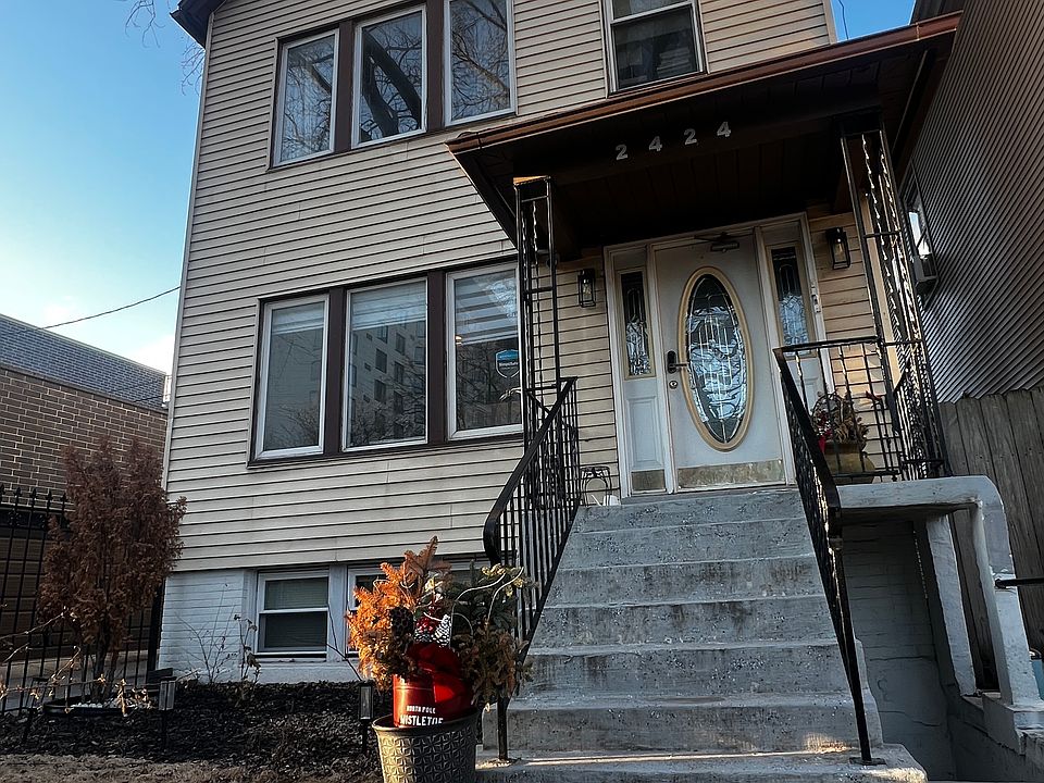 1st image of 2424 W Charleston St #1