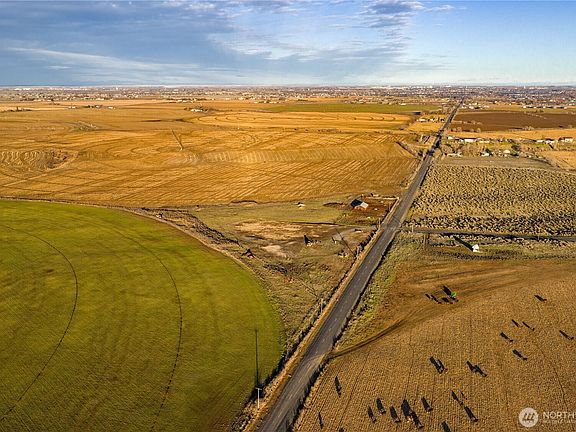 5th image of 2-2 Mae Valley Rd NE