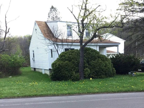 131-135 Munster Rd, 131-135 Munster Rd #135-B, Portage, PA 15946