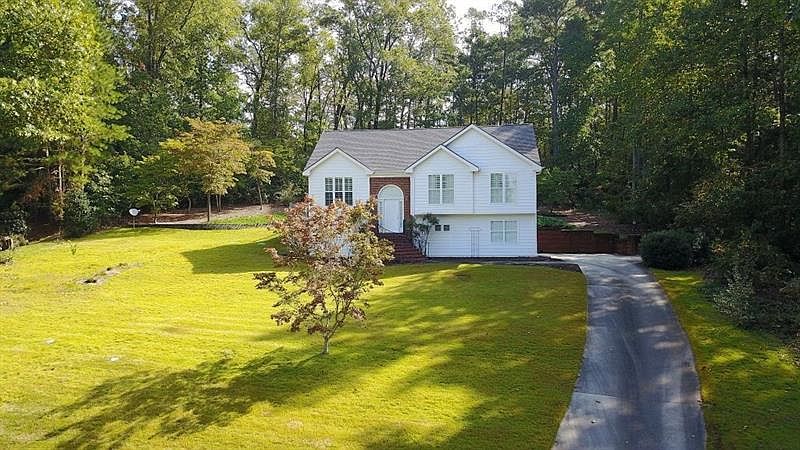 1st image of 4120 Lake Dr