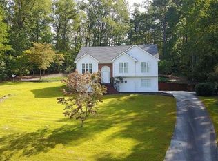 4120 Lake Dr, Loganville, GA 30052