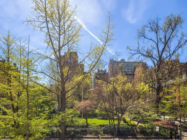 50 Gramercy Park North 3B image 8 of 8