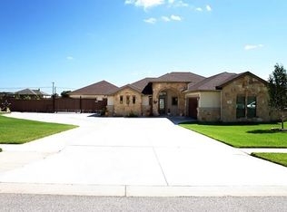 204 Sarahs Ln, Liberty Hill, TX 78642