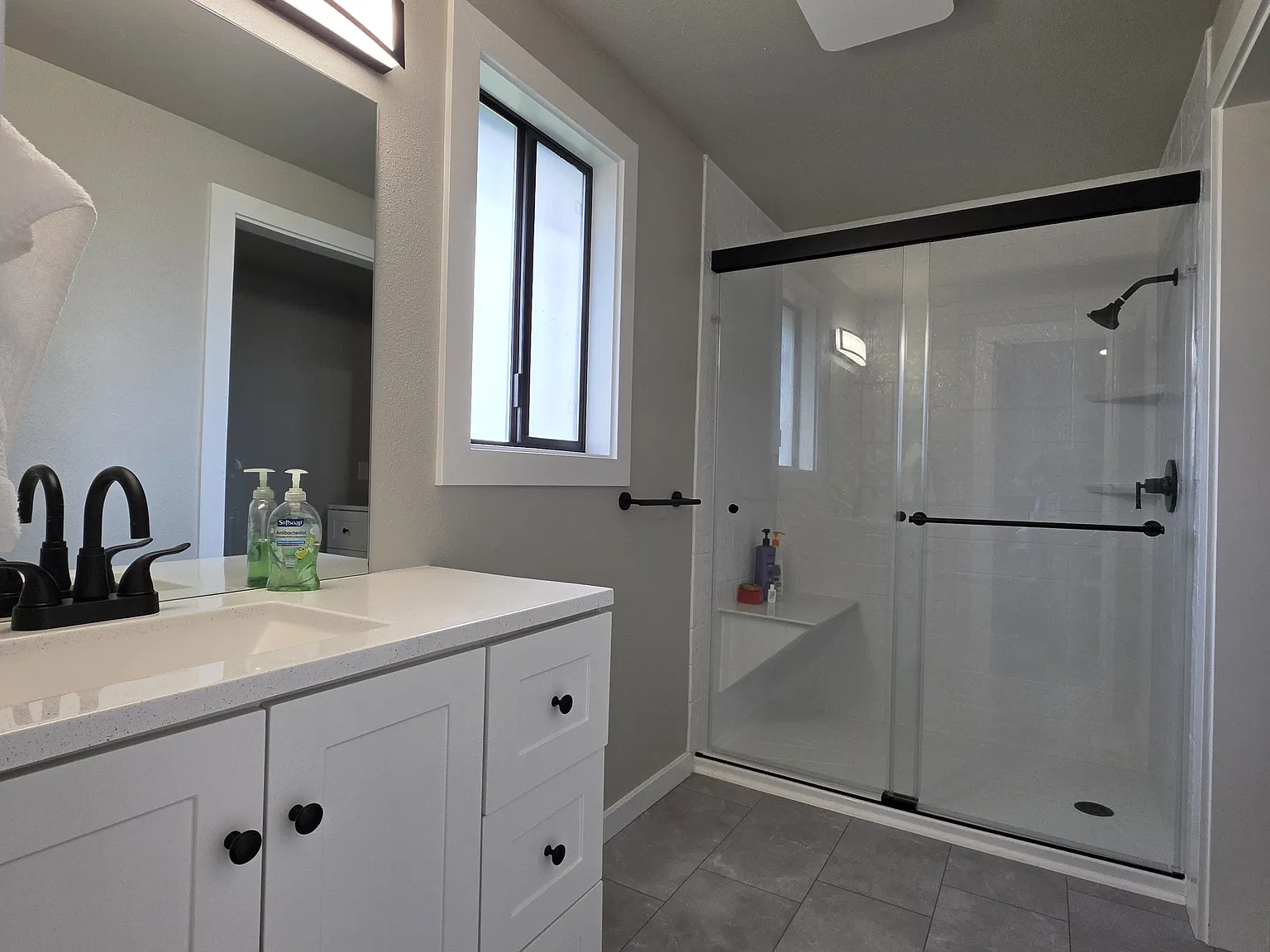 S 2nd Ct, Cornelius — Photo 4