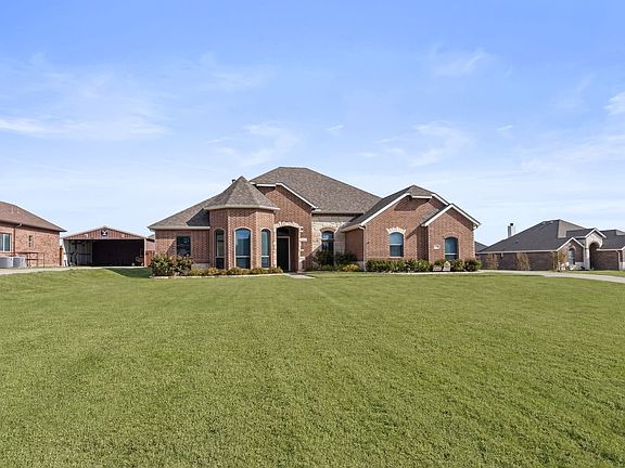2nd image of 1742 Harvest Ln