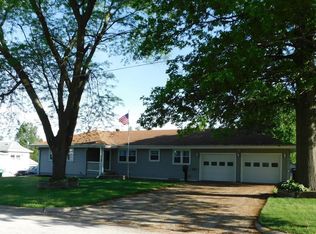 907 W Adair St, Creston, IA 50801