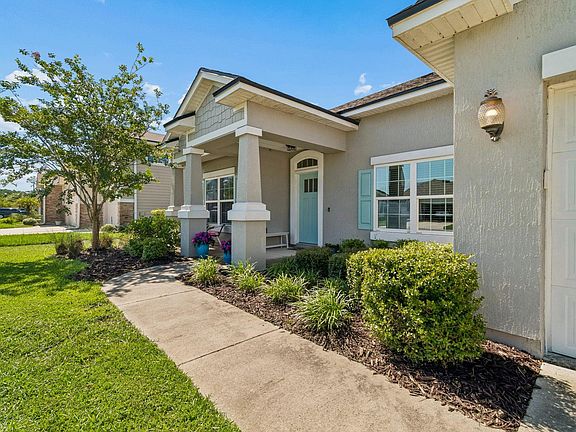 4th image of 135 Meadow Crossing Dr