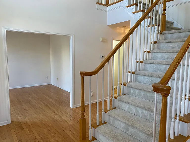412 Riggsbee Farm Dr — Photo 2