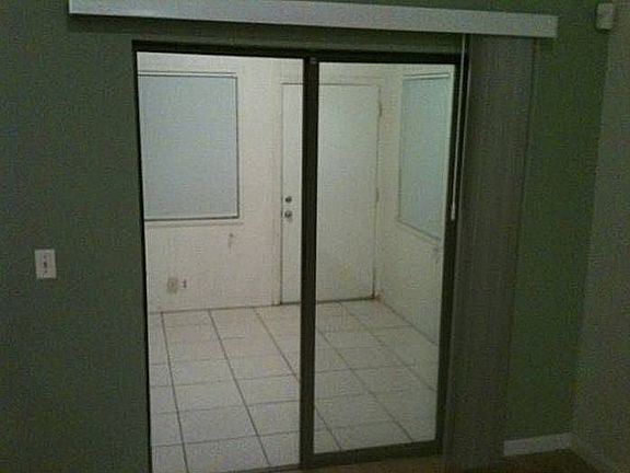 back room/bonus room