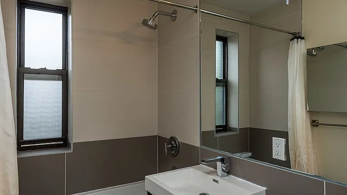 Rented by Nooklyn NYC LLC | media 30