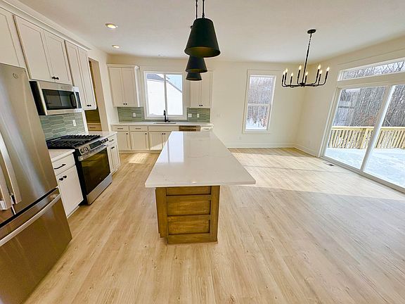 4th image of 5956 Braemoor Ct