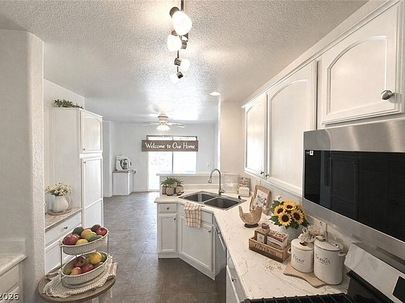 5th image of 222 Winterport St