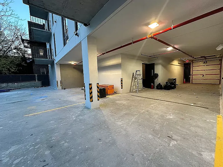 139 Frost St #4D — Photo 45