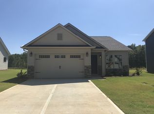 122 Screech Dr, Fountain Inn, SC 29644