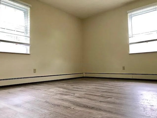 Edinboro Country Square Apartments — Photo 6