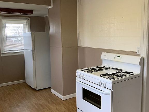 5th image of 420 N Saint Clair St
