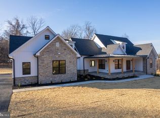 6658 Grays Mill Rd, Warrenton, VA 20187