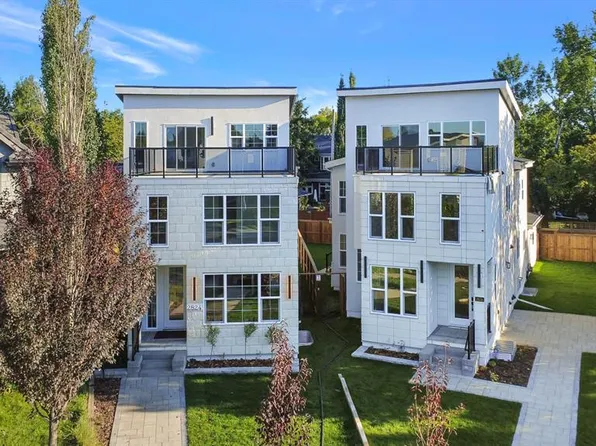 2824 NW 31st St SW, Calgary, AB T3E 2P1
