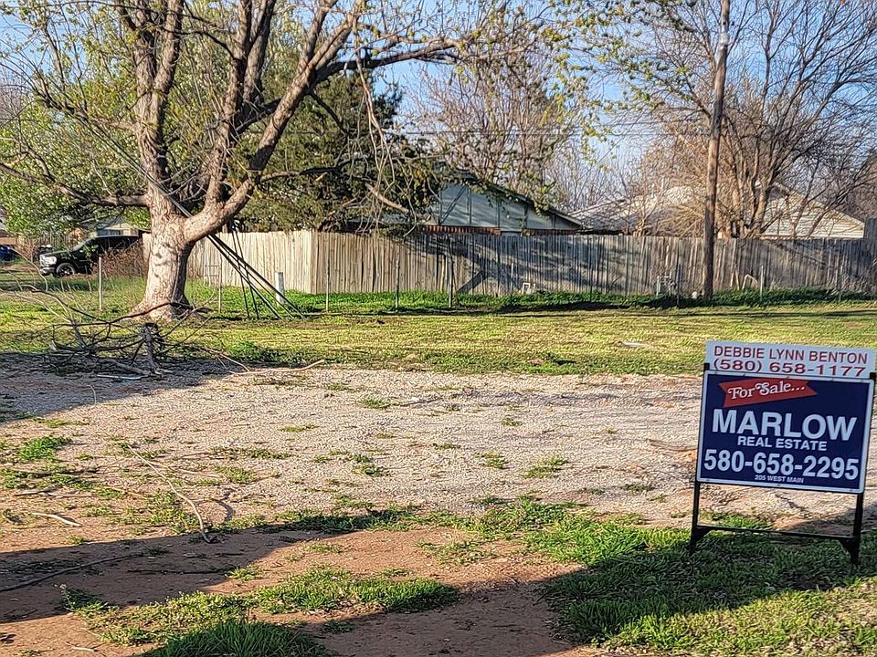 2nd image of 107 Pine Cir