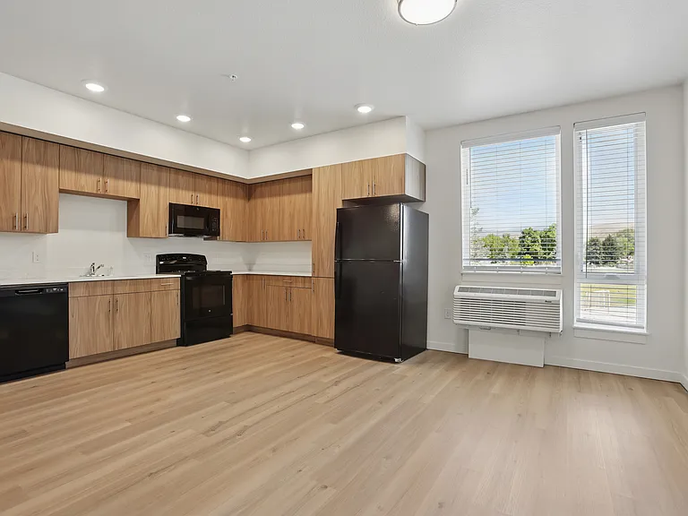 Wilson Station Apartments — Photo 28