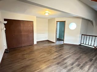216 W Front St APT B, Washington, MO 63090