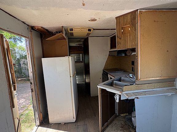 4th image of 3941 N 4th Ave Unit 9