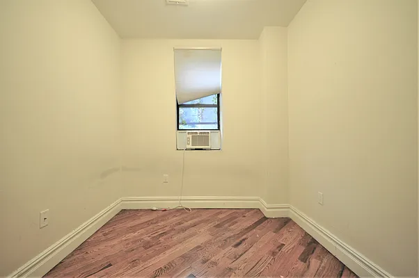 Rented by Corcoran | media 7