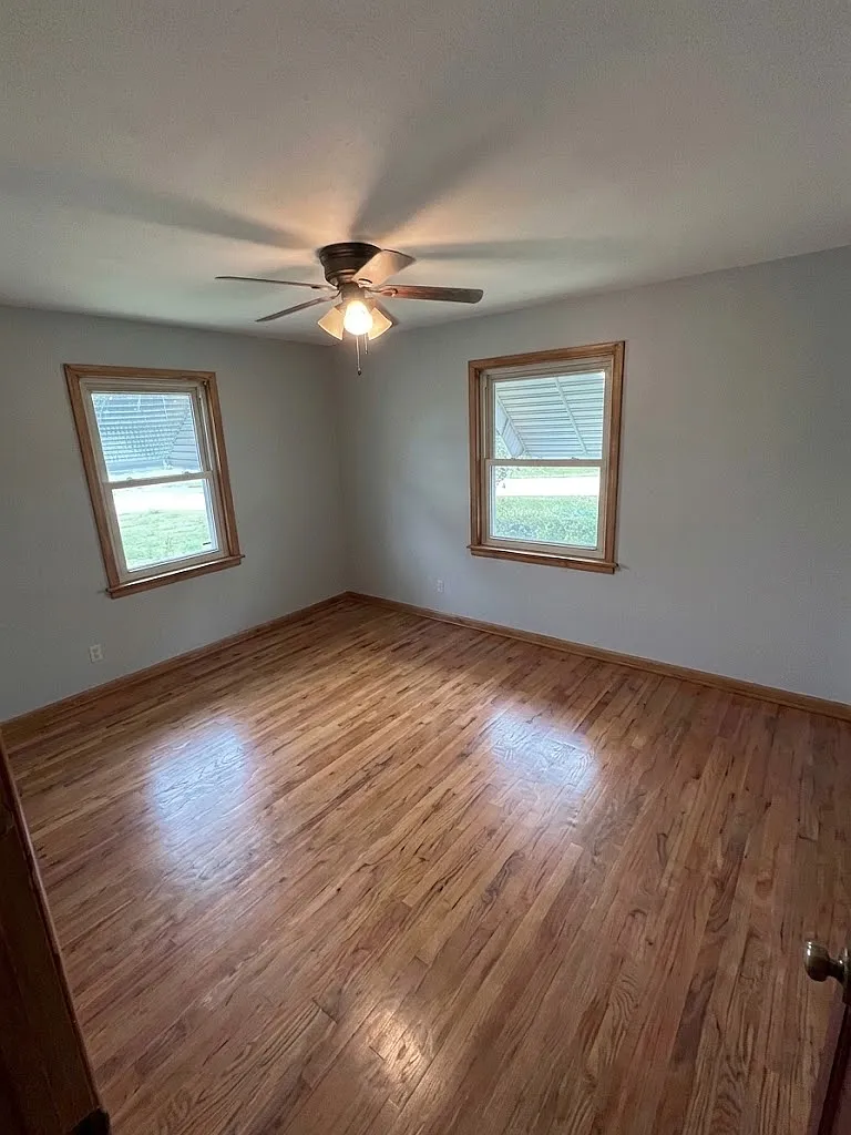 4 bed, 1500 sqft, $1,750 — Photo 3