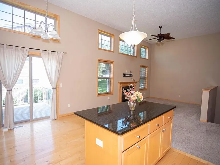 3175 Frontier Dr — Photo 10