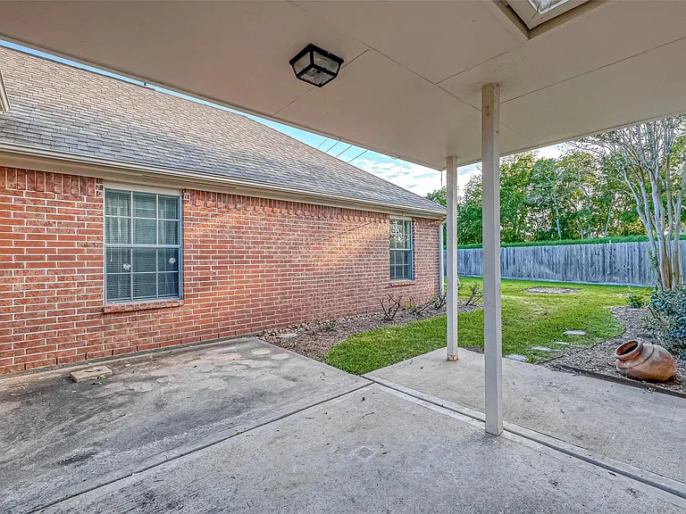4502 Devonshire St — Photo 27