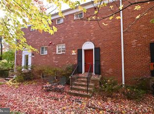 3752 Gunston Rd, Alexandria, VA 22302