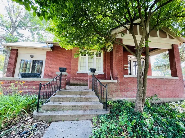 616 E Saint Louis St, Nashville, IL 62263