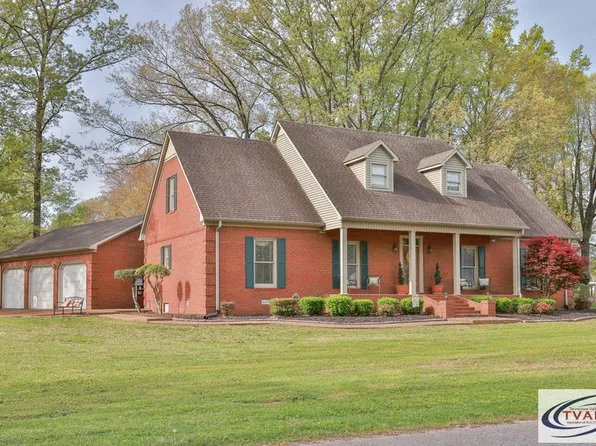 213 Orchard St, Gleason, TN 38229