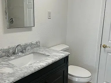 2 bed, 925 sqft, $1,750 — Photo 2