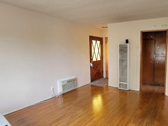 5th image of 2229 Hendricks Ave #2229