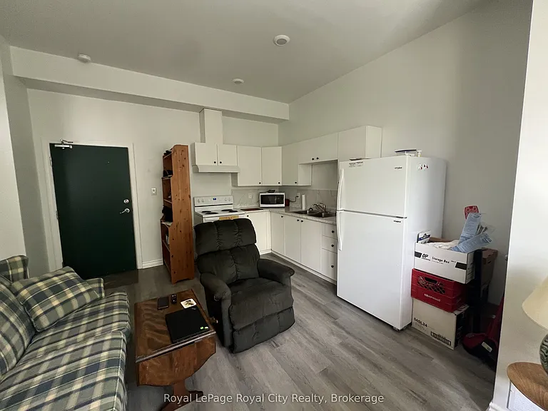 71 Victoria St #303 — Photo 9