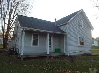 302 E Elm St, Winfield, IA 52659