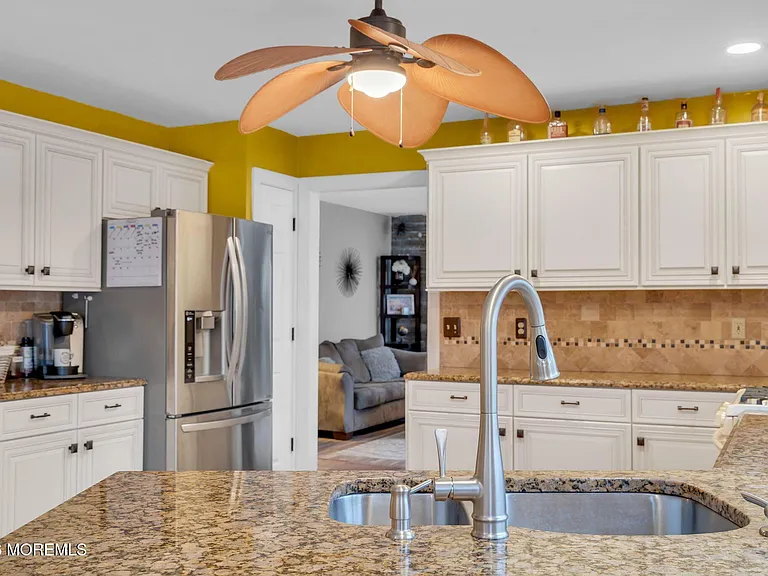 107 Shenandoah Blvd — Photo 36