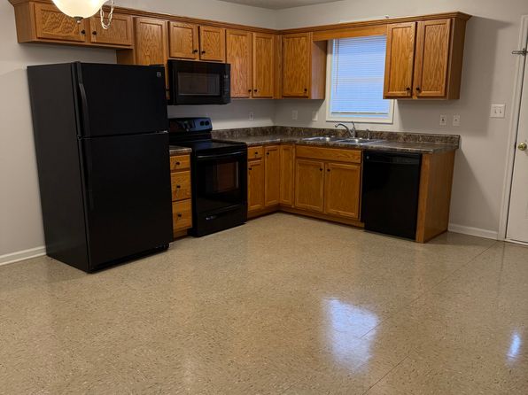 2153 Smith Mountain Lake Pkwy APT B