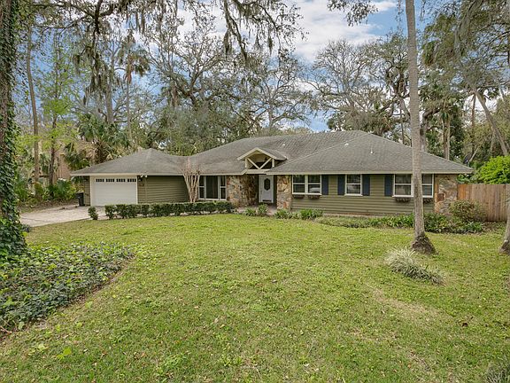 2nd image of 1822 Selva Grande Dr