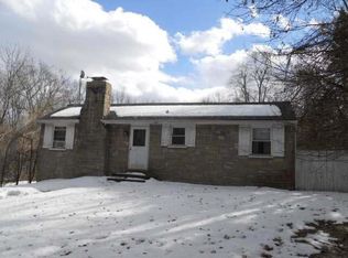 928 Freedom Plains Rd, Poughkeepsie, NY 12603