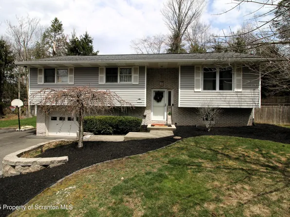 21 Shady Ln, Jefferson Township, PA 18436