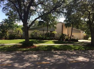 13231 SW 108th Street Cir, Miami, FL 33186