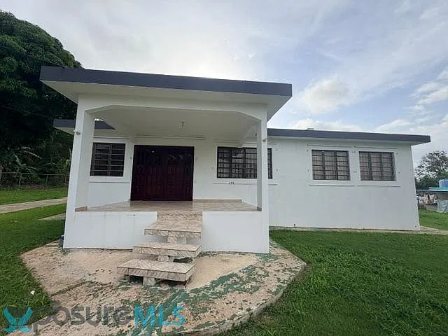 3 bed, 2.0 bath, 1457 sqft, $1,450 — Photo 1