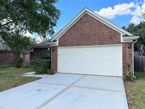 2nd image of 4823 Lochman Ln